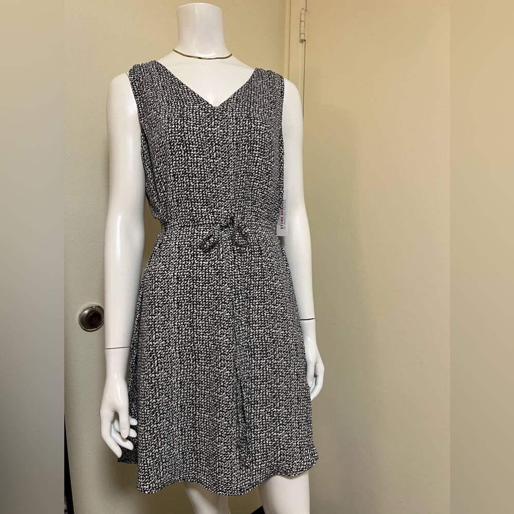 NWT - Verse Casual dress - Size M